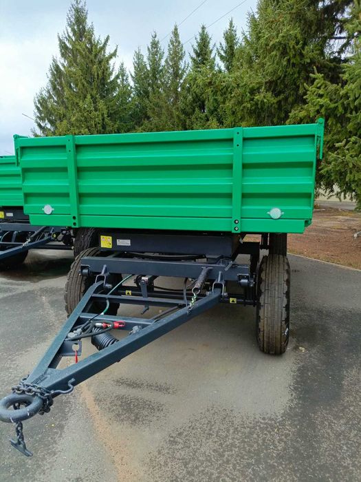 Прицеп тракторный самосвальный 2ПТС-4.5