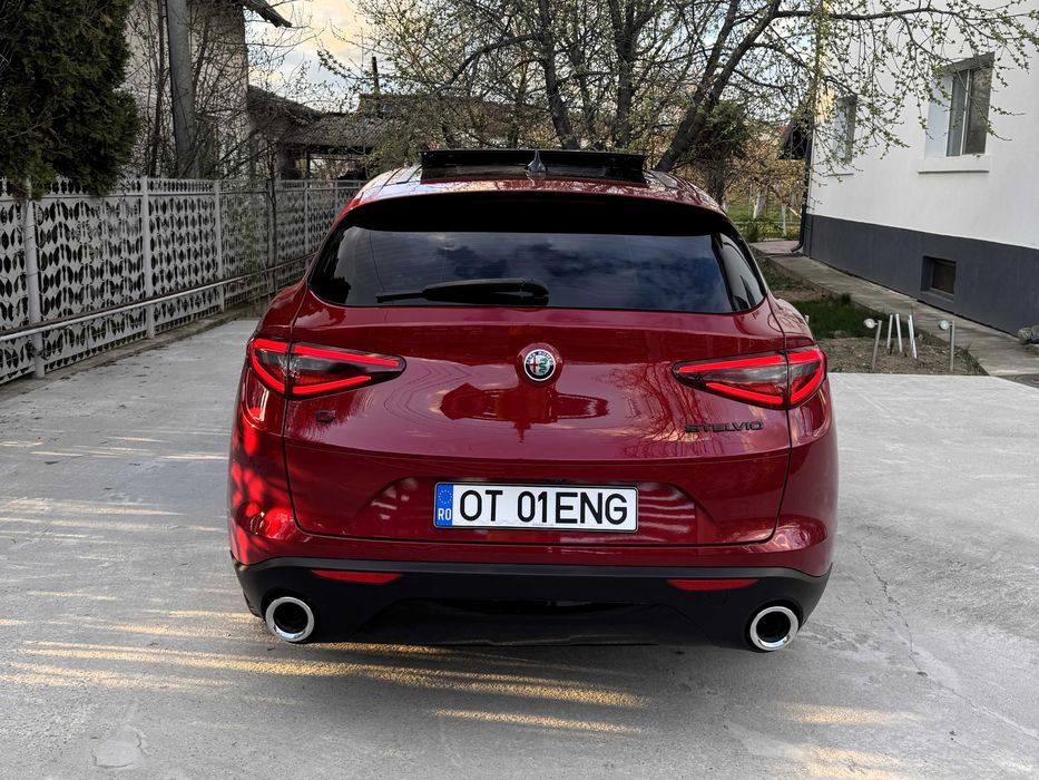 Alfa Romeo Stelvio 2.2 Q4 210cp Ti Lusso