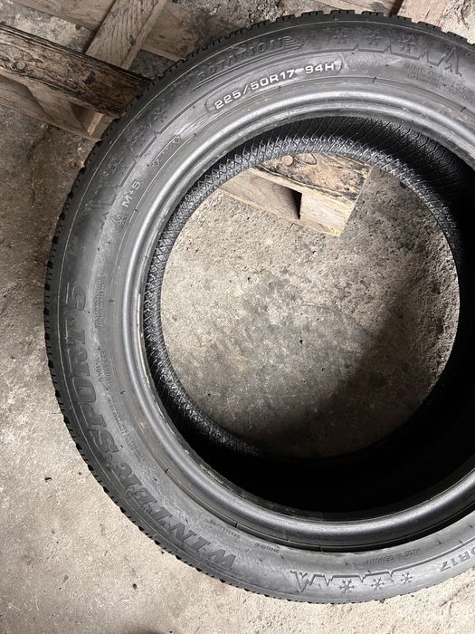 1 anvelopa iarna 225/50/17 , Dunlop , 6.3 mm , DOT 2023