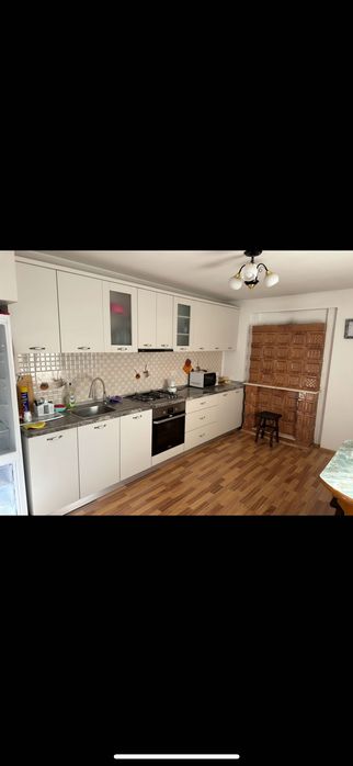 Casa de Vanzare!  Cu toate utilitățile,gradina ,2 garaj,