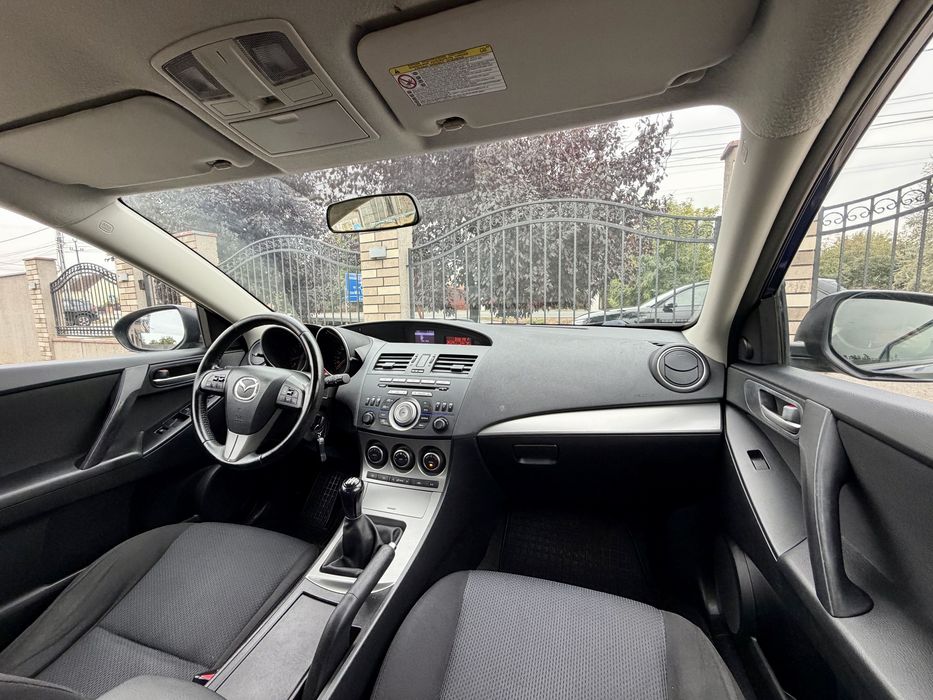Mazda 3 2010 benzină, 3.999 € — imagine 5