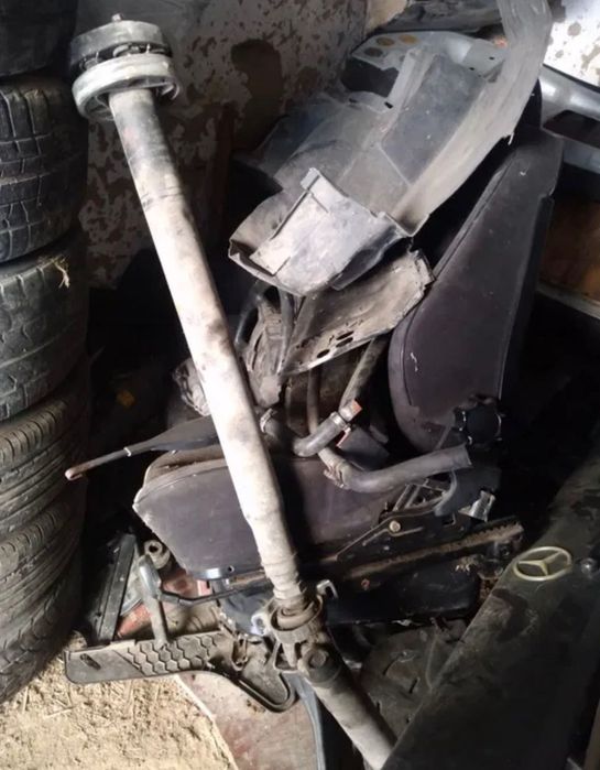 Мерседес 190E запчасти