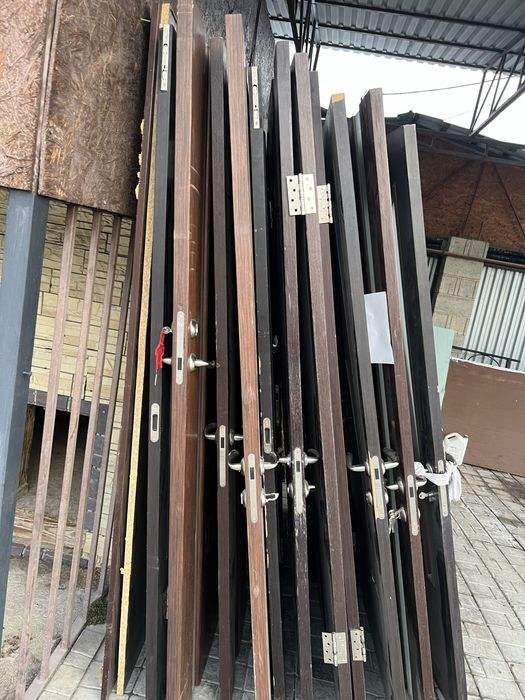 двери межкомнатные