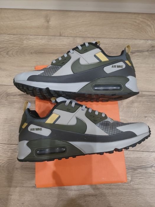 Продавам Nike Air Max 90