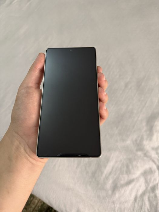 Samsung S25 ultra sotiladi