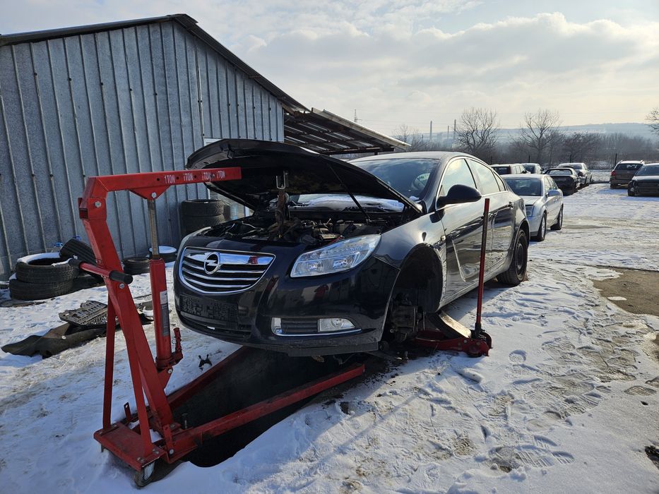 Opel Insignia 2.0 CDTI 160k. 2011г. НА ЧАСТИ