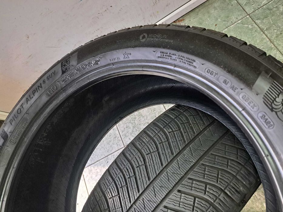 2 sau 4 anvelope 295/40 R20 Michelin