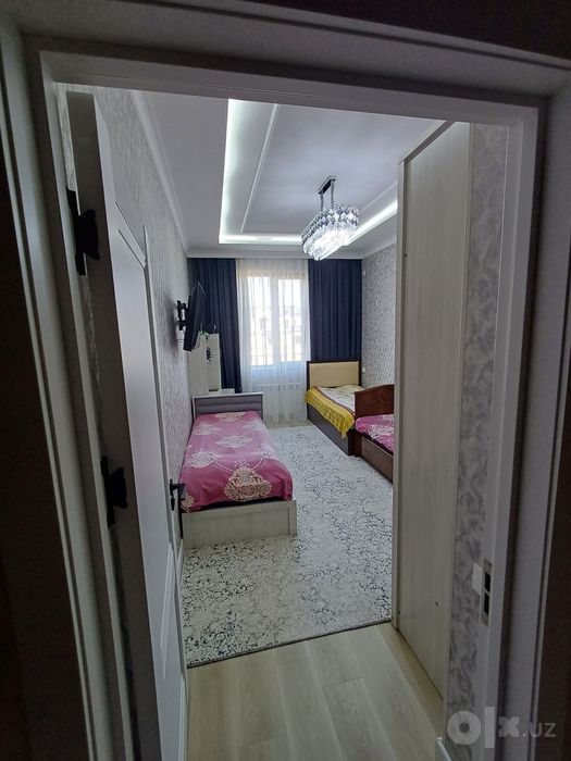 Novostroyka Zamona da bitonka Olmazor tumani 2/2/3 sotiladi 74 kvadrat