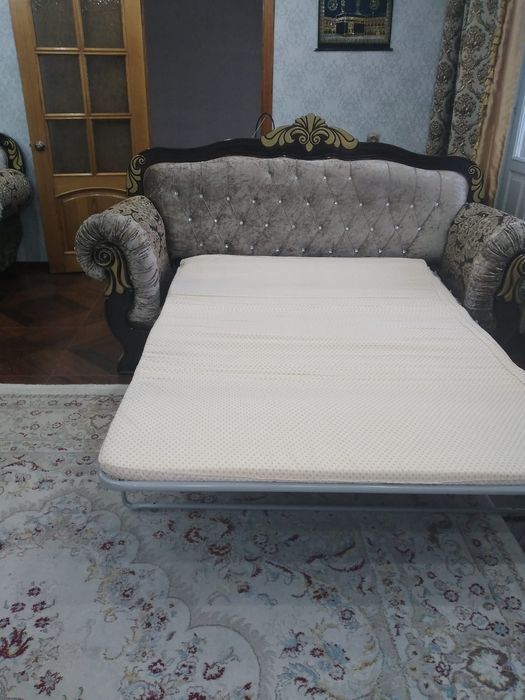 Продам 2 дивана в отл состоянии