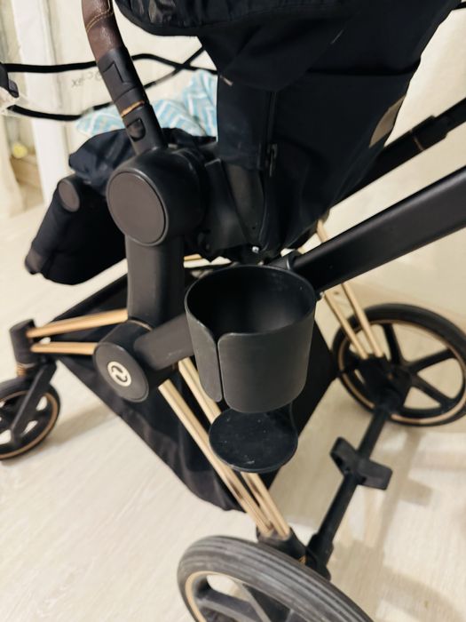 Продам коляску прогулку +люльку cybex priam lux lll