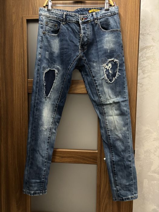 Продавам мъжки дънки
