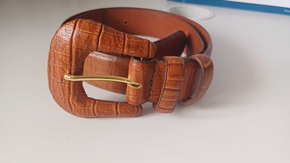 DAY Birger et  Mikkelser колан естествена кожа