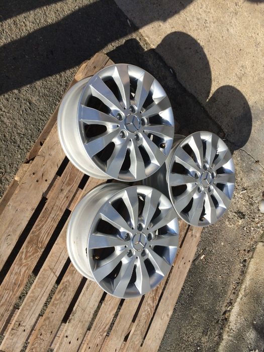 16 цола 5 х 112 мм МЕРЦЕДЕС Вито / Ве Класа Модел 2015 г - ЧИСТО НОВИ