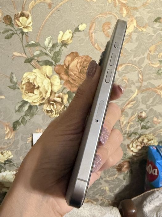 Iphone 15 pro 128 батарея 89%