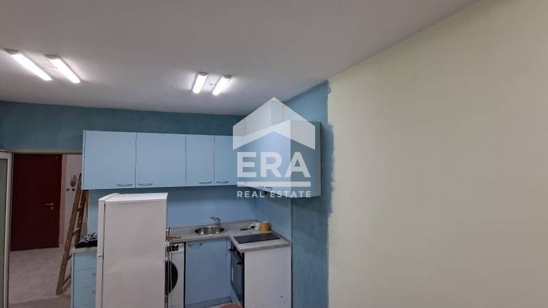 Дава се под наем Двустаен апартамент в Варна, Център - 57 кв.м за 435 € - Снимка #3