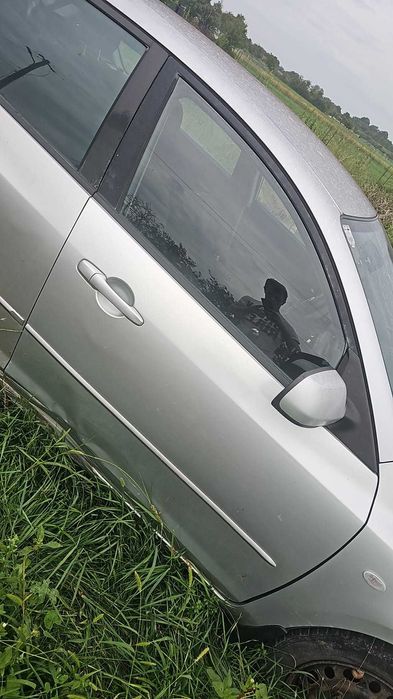 Mazda 3 pentru piese, motor 1.6 TDCI 2005, GRI