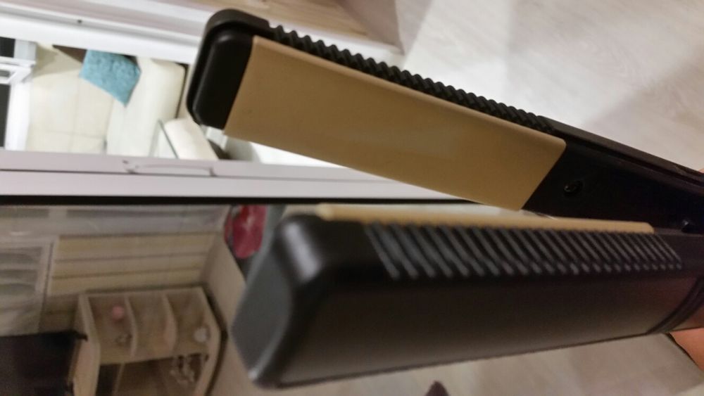 Преса за коса Philips чисто нова