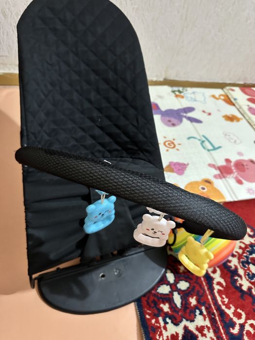 Продам кресло качалку