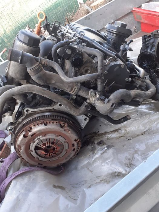 Vând motor 1.9axr complet