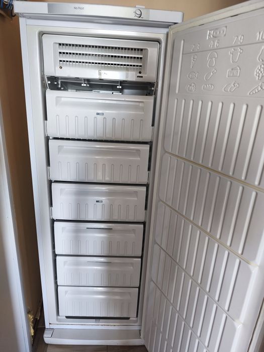 Морозильник indesit