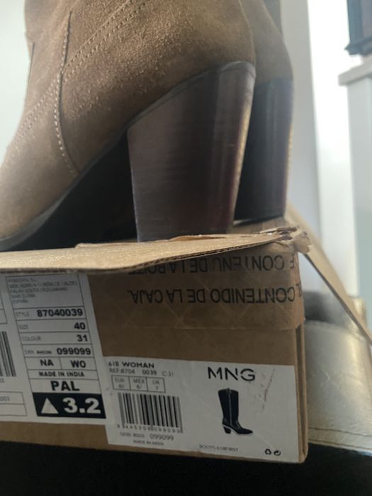 Cizmulițe pt Damă din Piele Întoarsă Mango