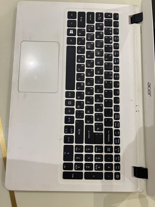 Acer ноутбук ҳолати яхши