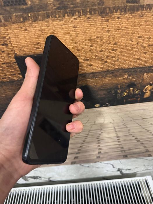 Редми 12 памят 8/256 сотилади нархи 900.000.