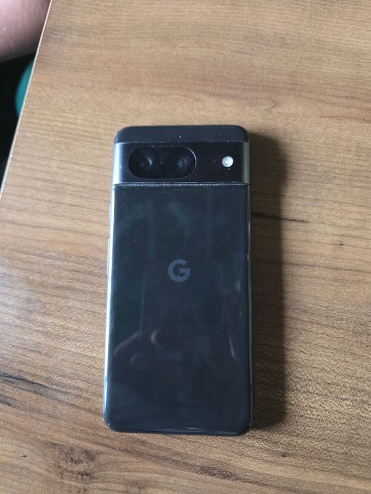 Google Pixel 8, se vinde