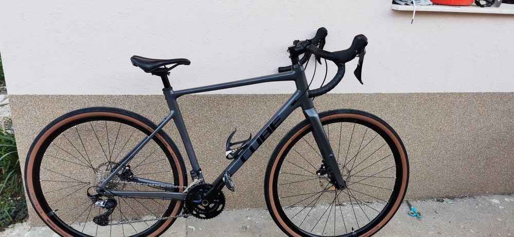 Алуминиев велосипед 28 цола Gravel CUBE NUROAD колело гравел