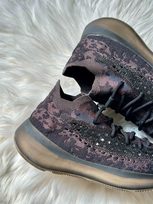 Yeezy Boost 380 Onyx - Черно Yeezy - Размер 42.5 - 100% ОРИГИНАЛНИ