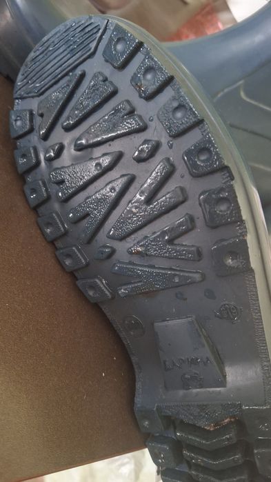 Резиновые сапоги размер 23