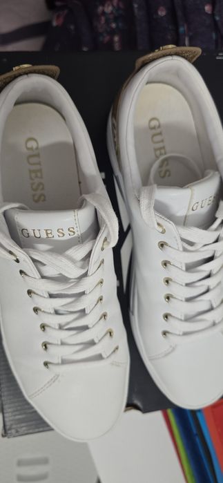 Дамски обувки Guess
