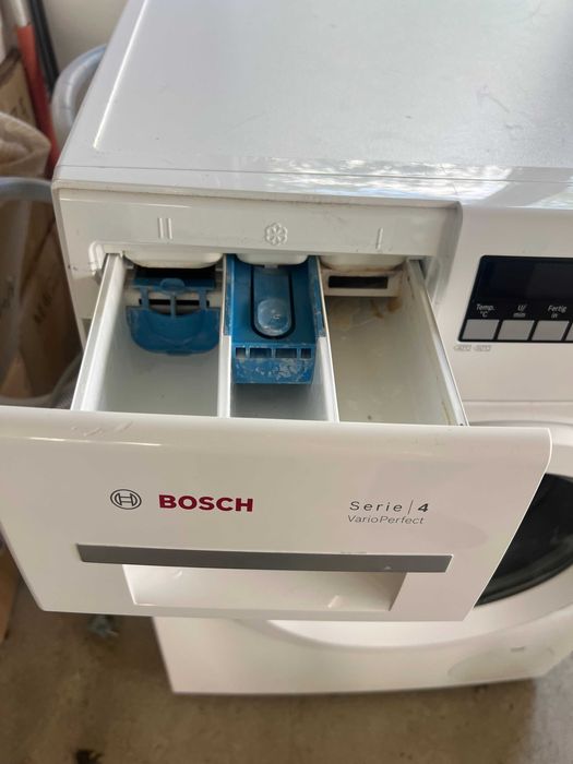 Автоматична пералня BOSCH 4 VarioPerfect-1400об.8КГ.