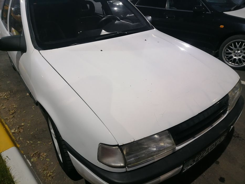 Опель вектра а 1.6 моно продам