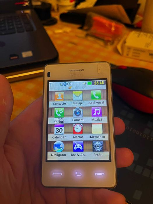 Vand telefon LG Cookie Classic