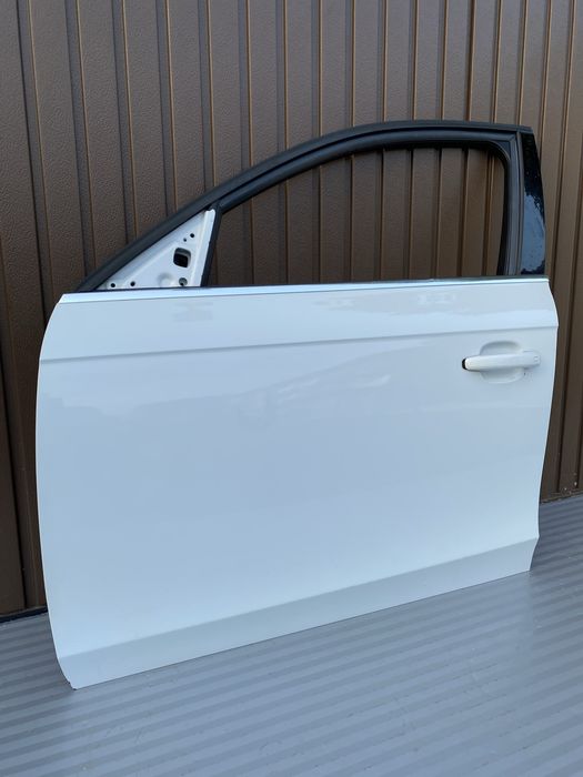 Usa st fata Audi A4 B8 Facelift cod de culoare LS9R 2012-2015