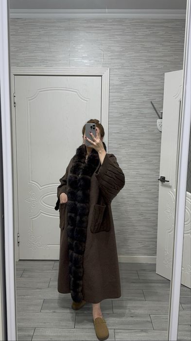 Шубка -Пальто MaxMara размер L