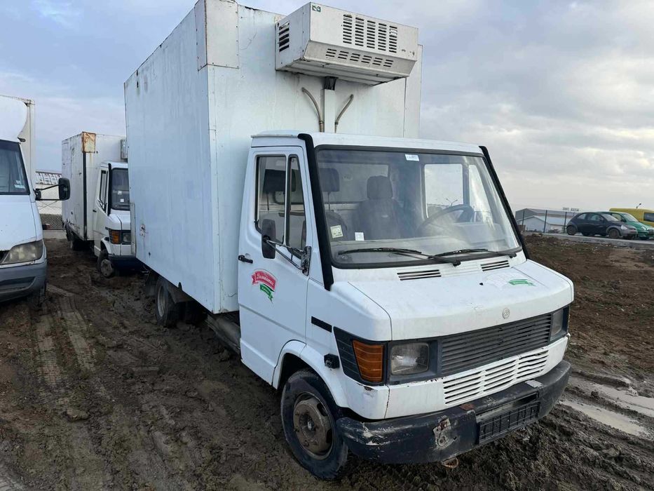 Мерцедес 408 / Mercedes 408