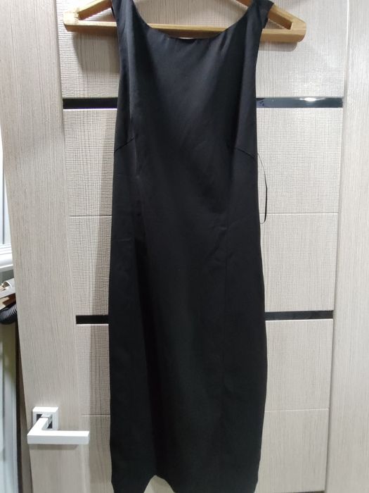 Платье коктейльное