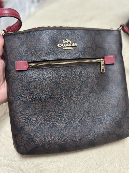 Продается сумка б/у в оригинале Coach
