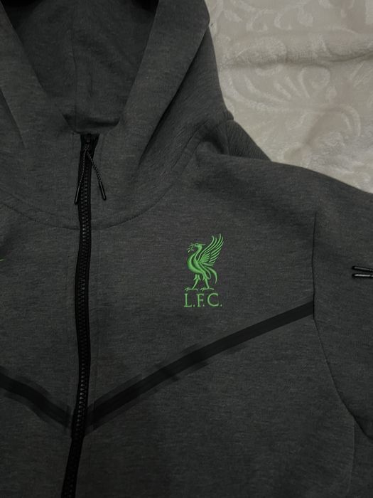 Nike Tech Fleece Liverpool