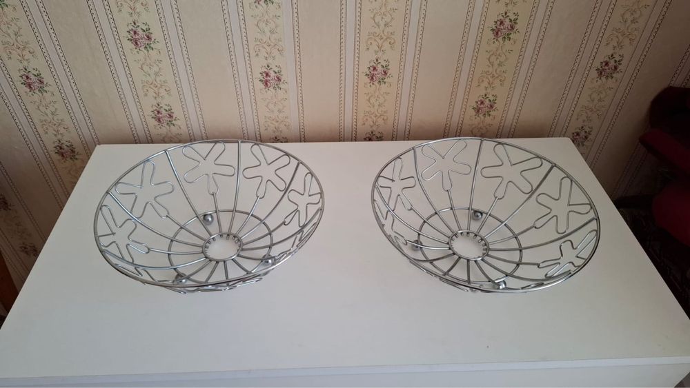 Вазы и фруктовницы