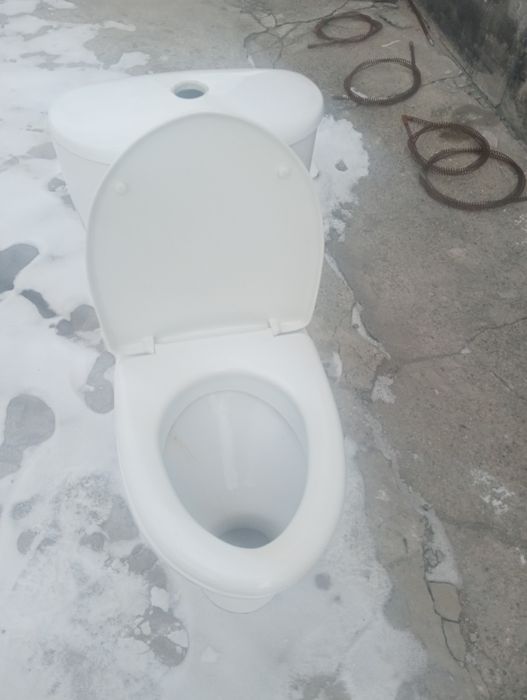 Продам унитаз б/у