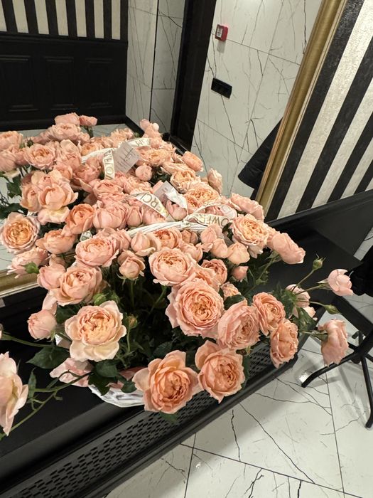 Свежие букеты, в отличном состоянии