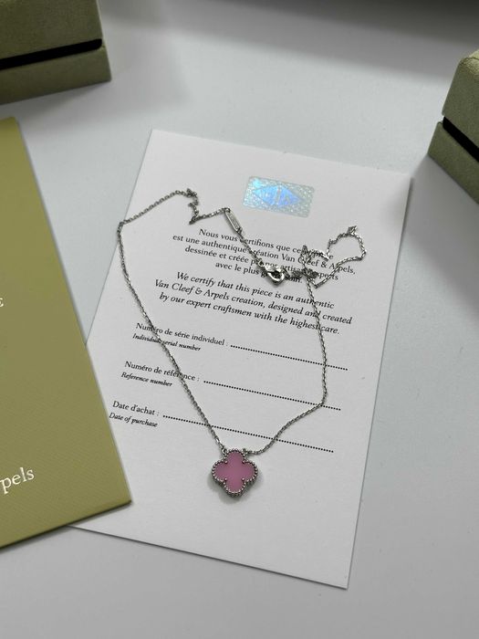 Colier Van Cleef & Arpels Aur Alb 750 Pink