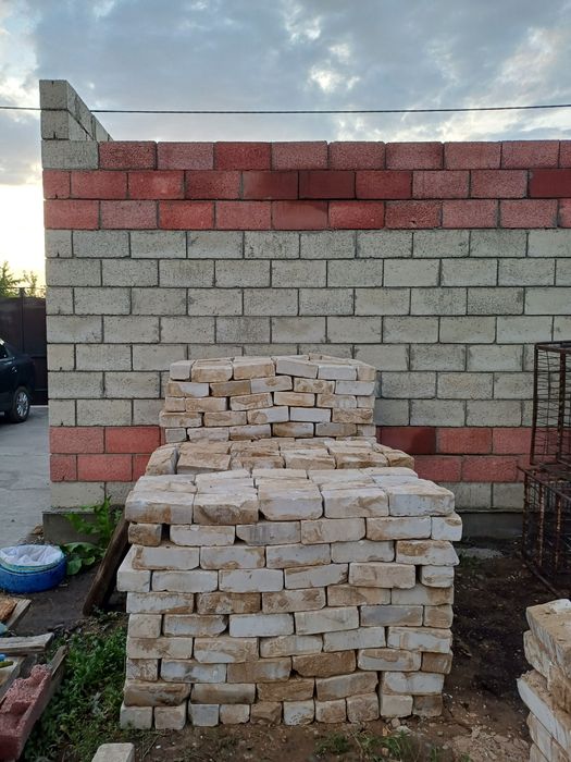 Продам силекатный кирпич бу