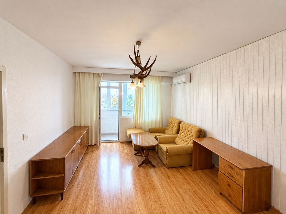 Продава се Тристаен апартамент в Търговище, Вароша - 68 кв.м за 1250 €/кв.м - Снимка #2