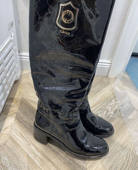 Продам сапоги италия