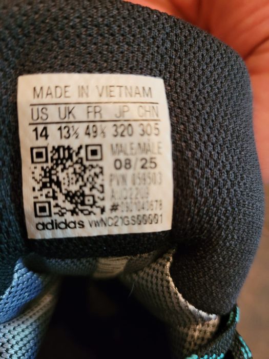 Кроссовки  adidas 49 р-р