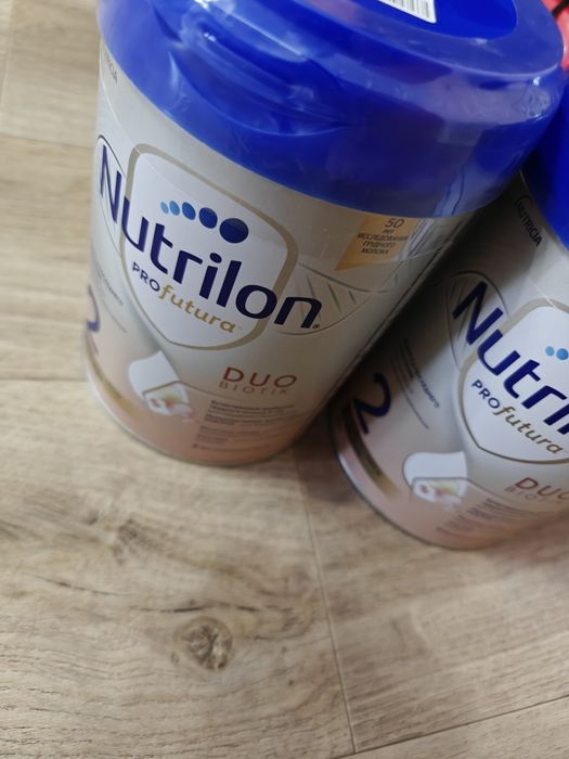 Продам смесь Нутрилон профутура 2